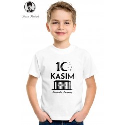 10 Kasım Rahmetle Anıyoruz Tişörtü - İğneli Rozet Hediyeli