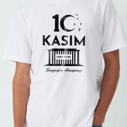 10 Kasım Rahmetle Anıyoruz Tişörtü - İğneli Rozet Hediyeli