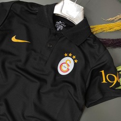 GALATASARAY SİYAH POLO YAKA GÜNLÜK GİYİM TİŞÖRT